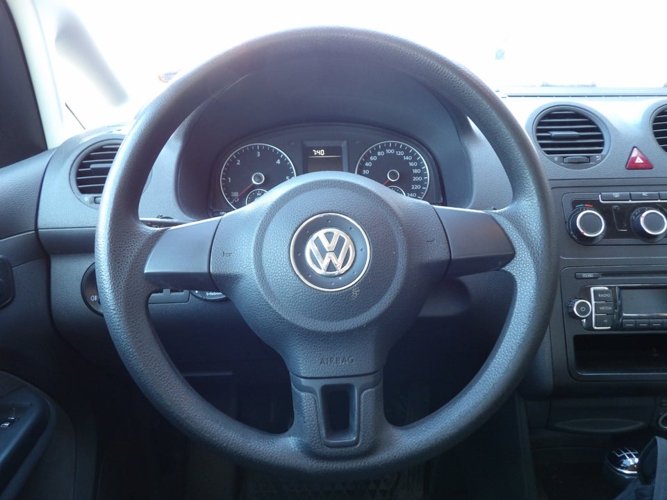 VW Caddy 1,6 TDi 75 Trendline BMT 5d