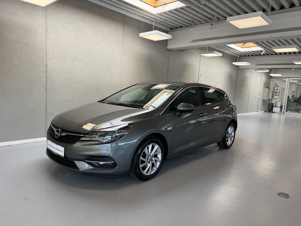 Opel Astra 1,2 T 110 Elegance 5d