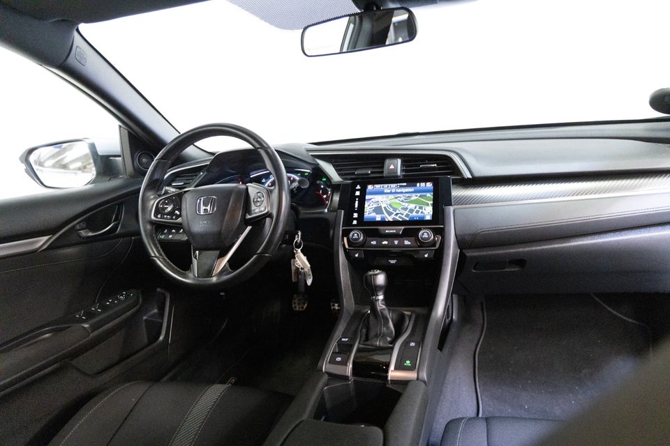 Honda Civic 1,5 VTEC Turbo Elegance 5d