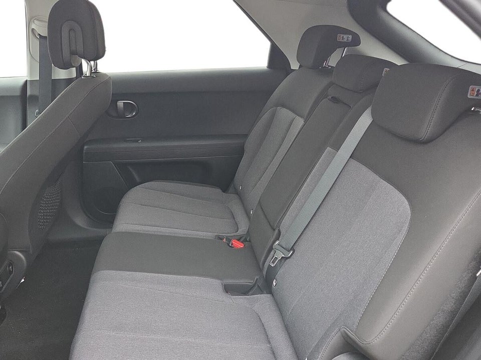 Hyundai Ioniq 5 84 Essential 5d