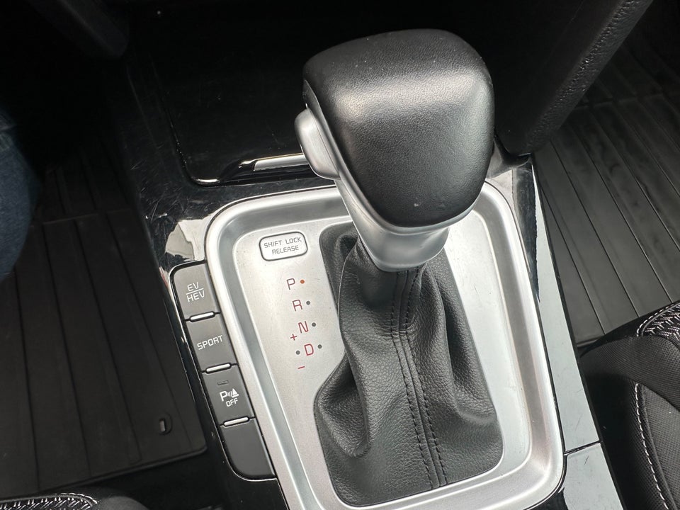 Kia XCeed 1,6 PHEV Prestige DCT 5d