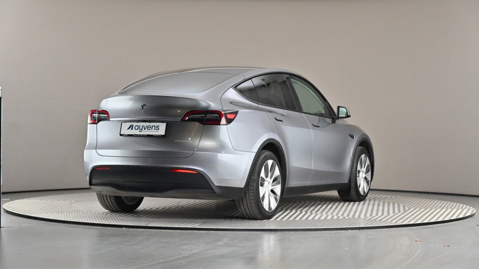 Tesla Model Y Long Range AWD 5d