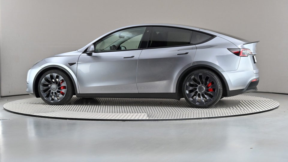 Tesla Model Y Performance AWD 5d