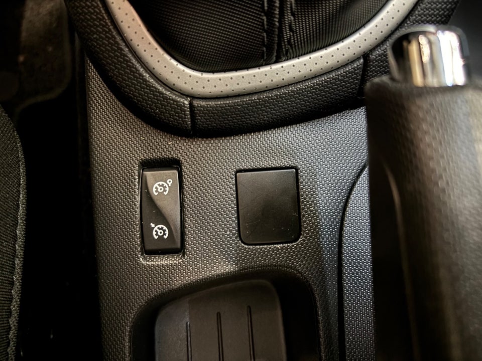 Renault Clio IV 1,5 dCi 75 Authentique Sport Tourer 5d