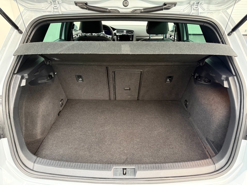 VW Golf VII 1,4 GTE DSG 5d