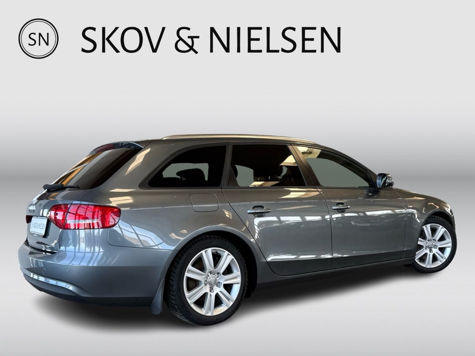 Audi A4 2,0 TDi 136 S-line Avant 5d