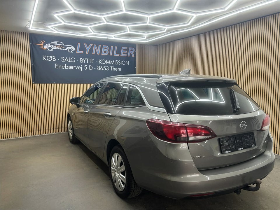 Opel Astra 1,6 CDTi 136 Enjoy 5d