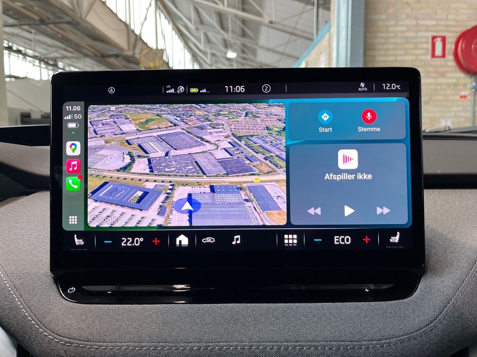 Skoda Enyaq 80 iV Plus Loft 5d