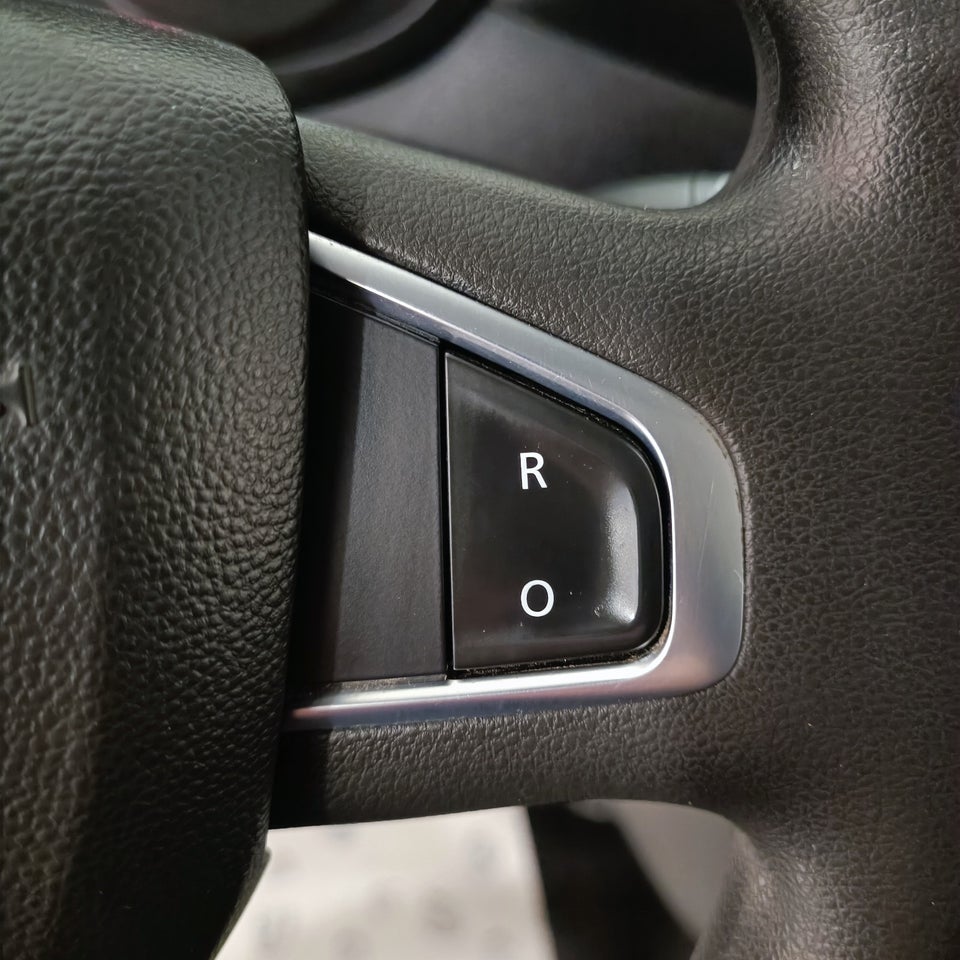 Renault Master IV T33 2,3 dCi 150 L2H2 Kassevogn