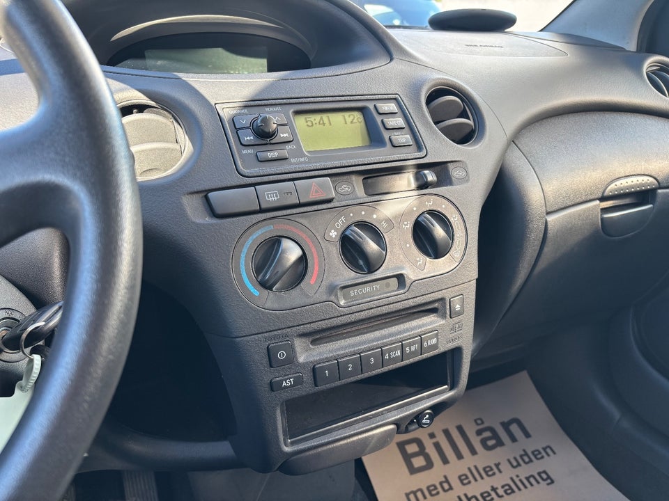 Toyota Yaris 1,0 Sol MMT 3d
