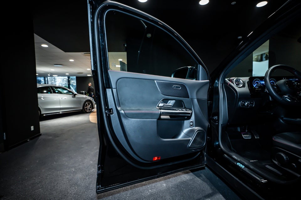 Mercedes EQA250+ AMG Advance 5d