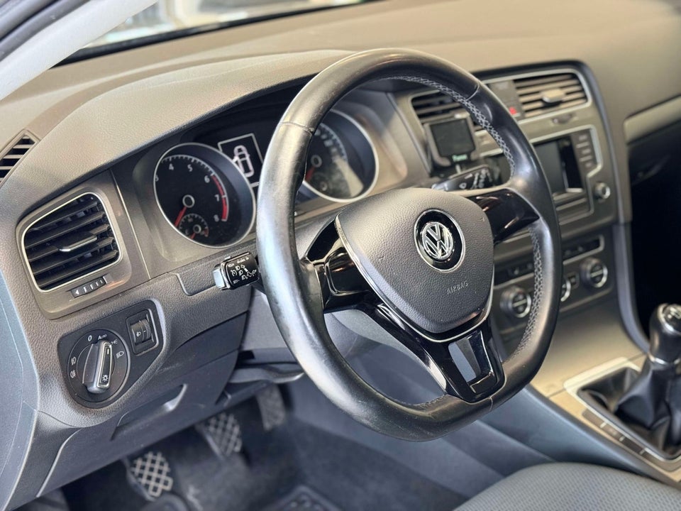 VW Golf VII 1,4 TSi 122 Comfortline BMT 5d