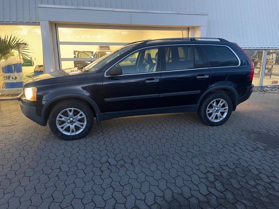 Volvo XC90 2,4 D5 185 Summum aut. AWD Van 5d