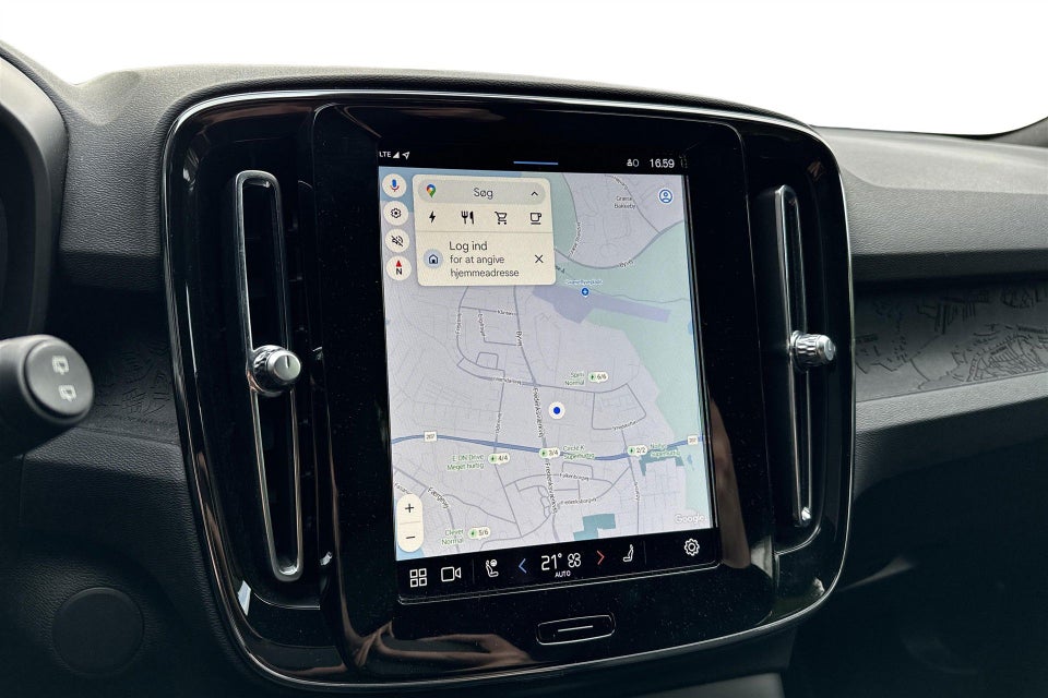 Volvo XC40 ReCharge Extended Range Plus 5d