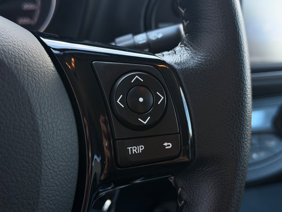 Toyota Yaris 1,5 Hybrid H2 Premium e-CVT 5d