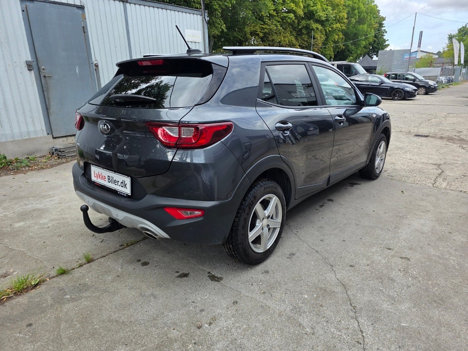 Kia Stonic 1,2 Attraction 5d