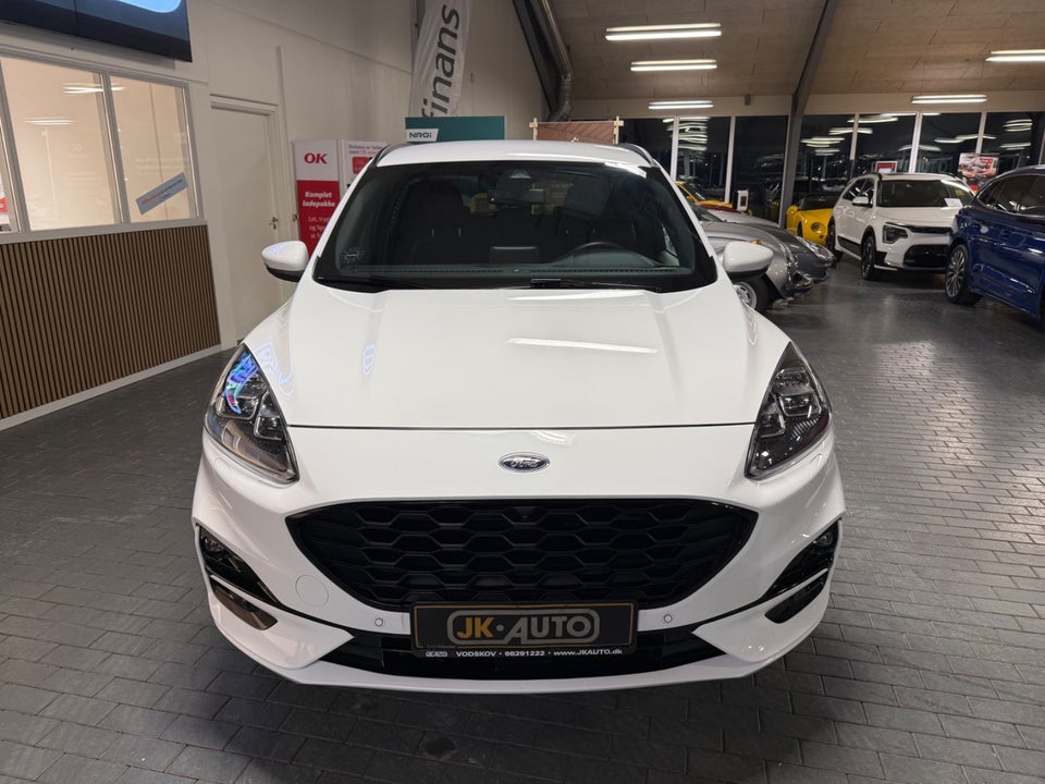 Ford Kuga 2,5 PHEV ST-Line X CVT 5d