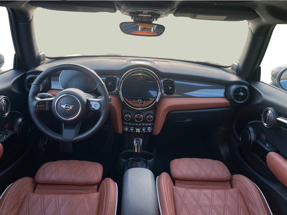 MINI Cooper SE Essential 3d