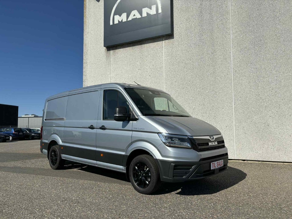 MAN TGE 2,0 3.200 Kassevogn L3H3 aut. FWD