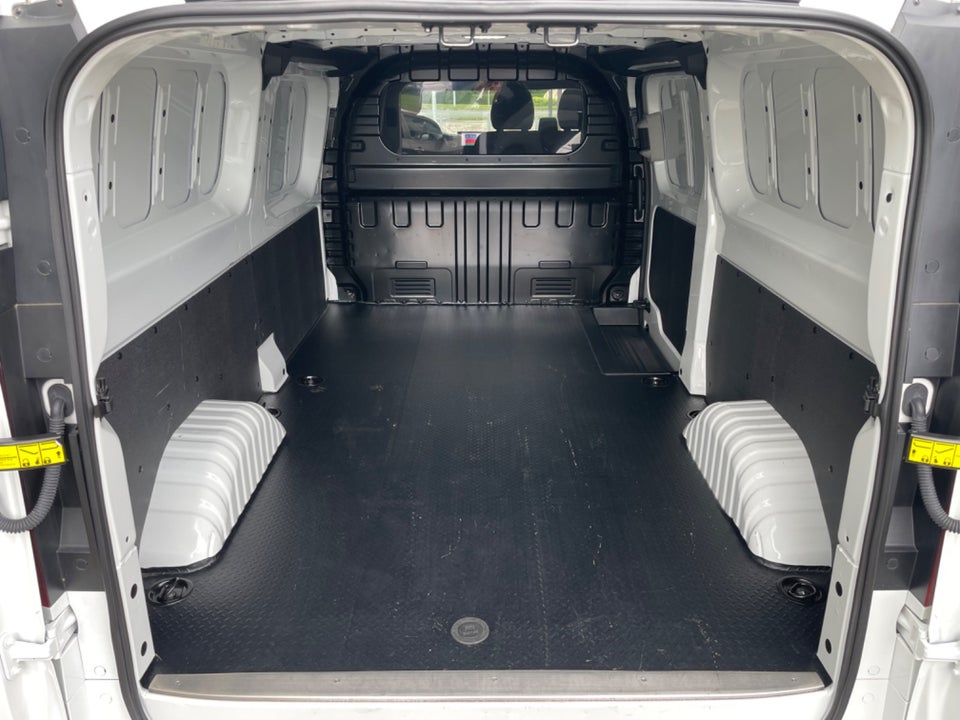 Maxus e-Deliver 7 88 L2H1 Kassevogn