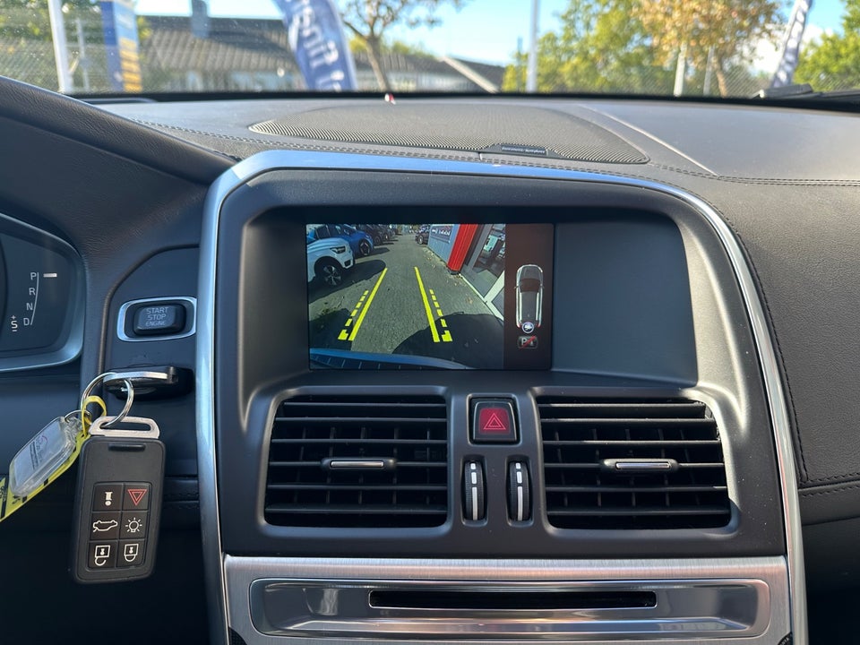 Volvo XC60 2,0 D4 181 Ocean Race aut. 5d