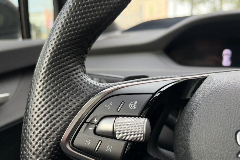 Skoda Enyaq 85 iV Advanced 5d