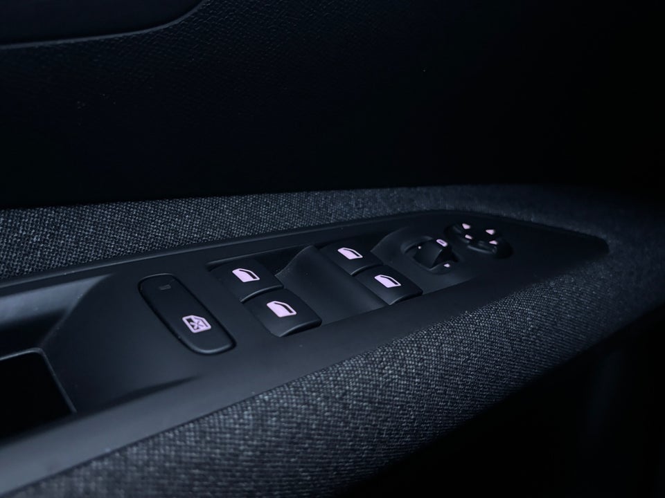 Peugeot 3008 1,2 PureTech 130 Allure 5d