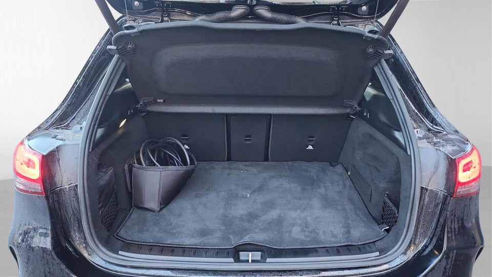 Mercedes EQA250 AMG Line 5d