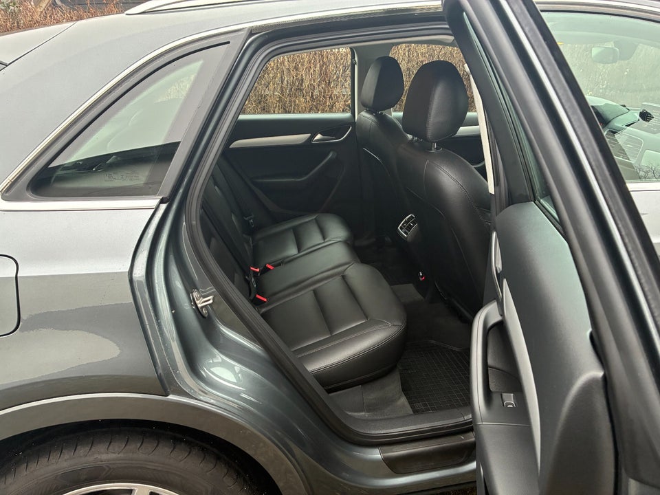 Audi Q3 1,4 TFSi 150 Sport S-tr. 5d