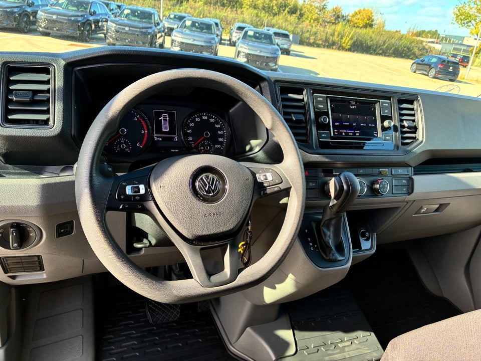 VW Crafter 35 2,0 TDi 177 Kassevogn L3H3 aut.