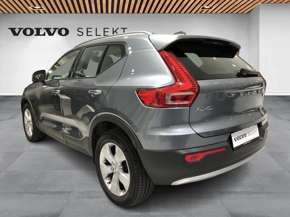 Volvo XC40 2,0 D3 150 Momentum aut. 5d