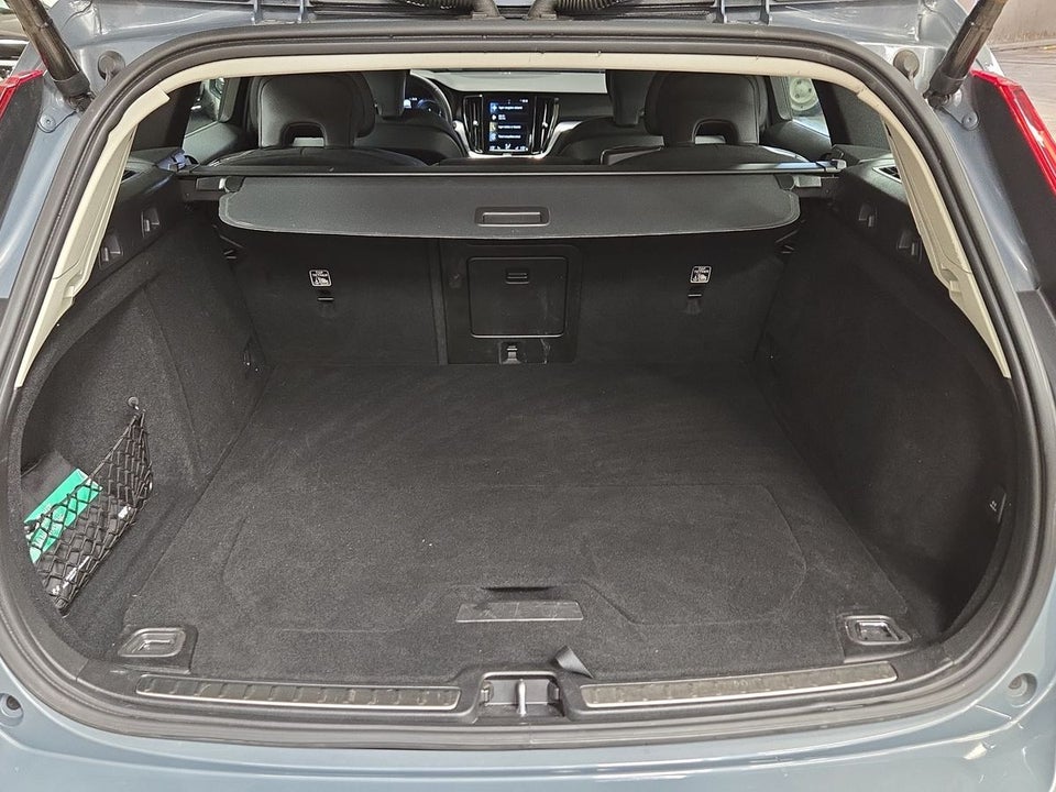 Volvo V60 2,0 T6 ReCharge Inscription Expression aut. AWD 5d
