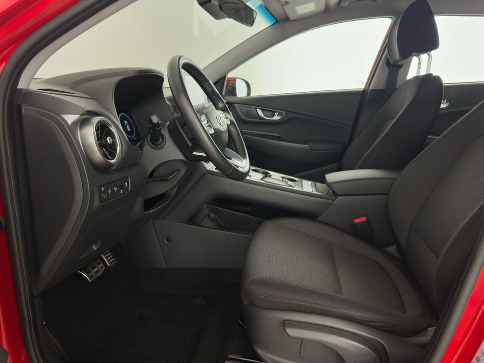 Hyundai Kona 39 EV Essential 5d