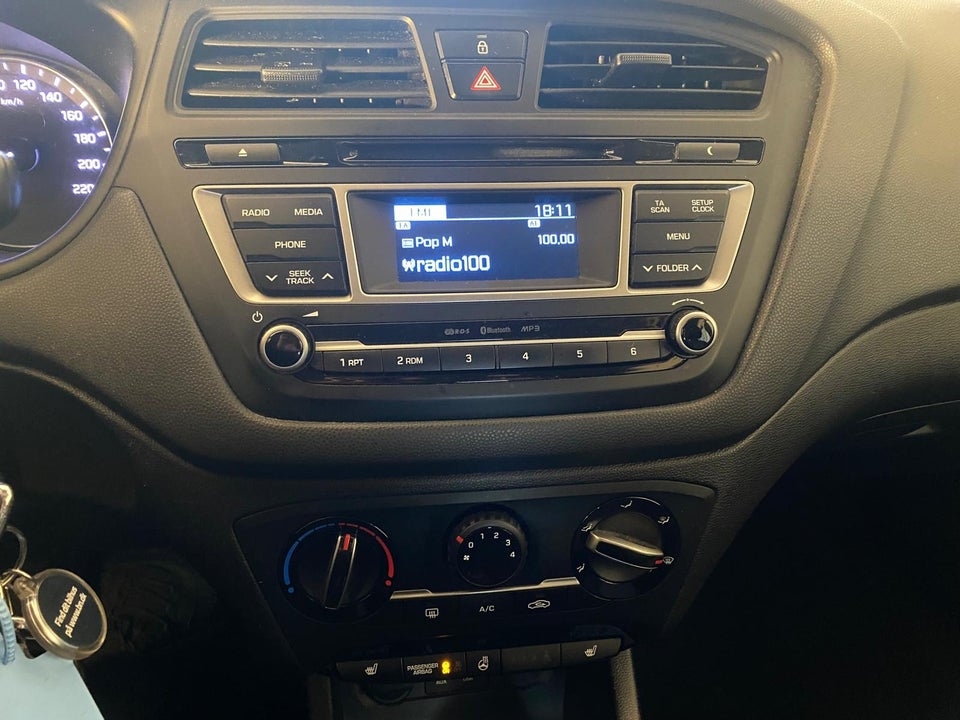 Hyundai i20 1,25 Trend 5d