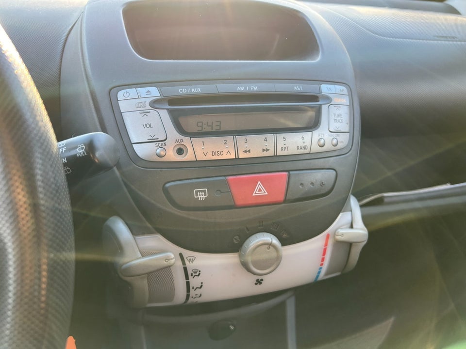 Citroën C1 1,0i Prestige 5d