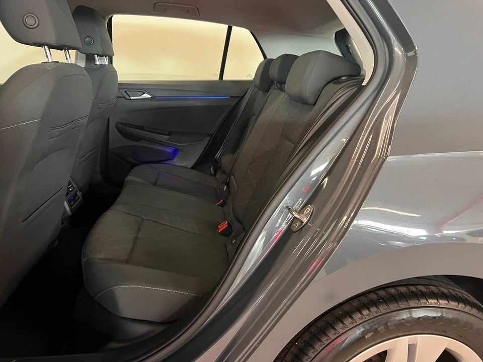 VW Golf VIII 1,5 TSi 130 Life 5d