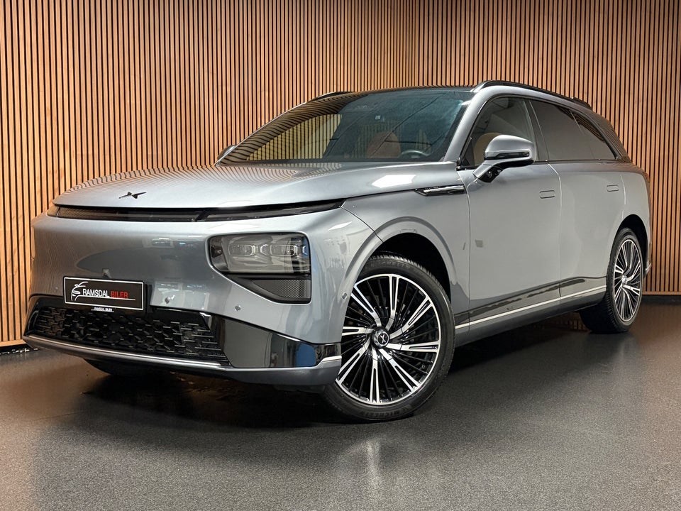 Xpeng G9 Performance 5d