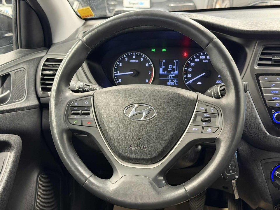 Hyundai i20 1,25 Trend 5d