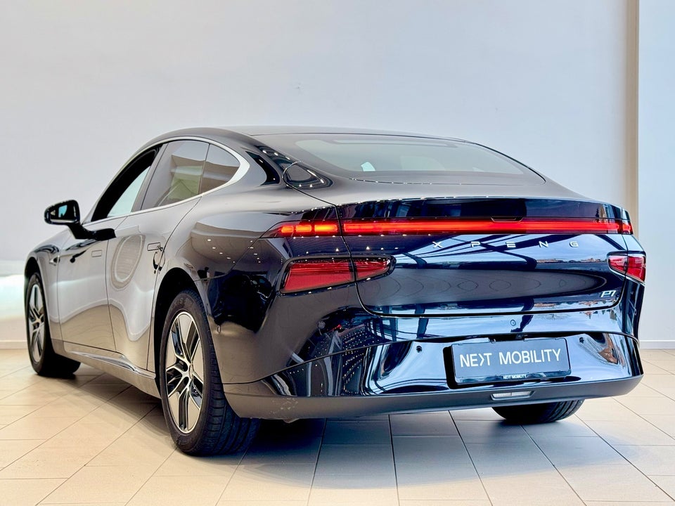 Xpeng P7 Long Range 4d