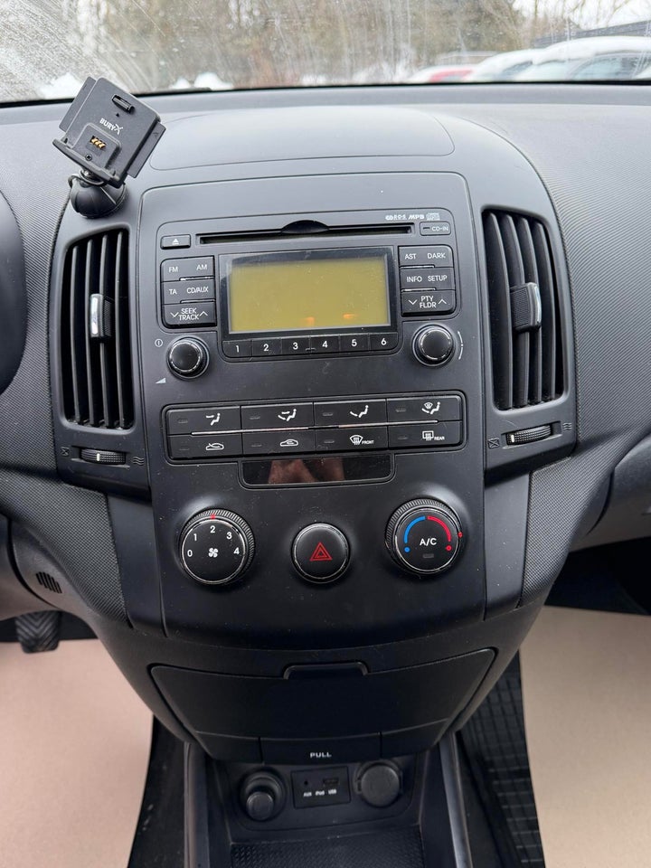 Hyundai i30 1,4 CVVT 109 Classic 5d