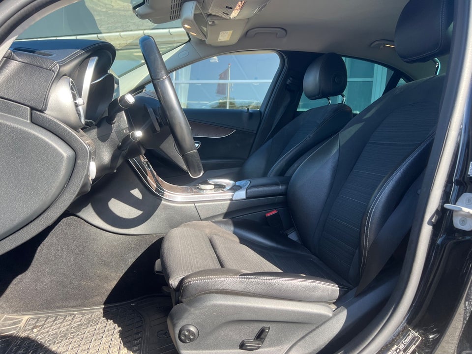 Mercedes C220 d 2,2 Avantgarde aut. 4d