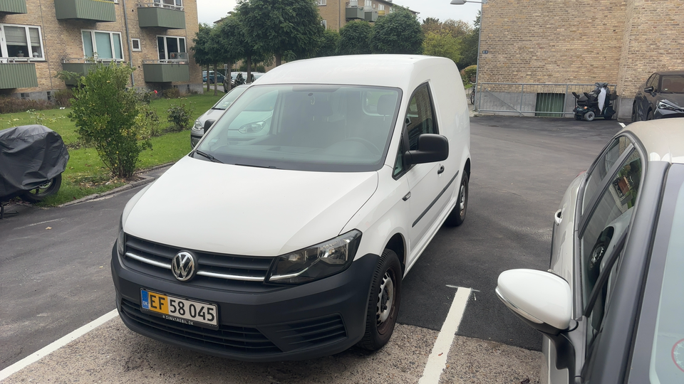 VW Caddy 1,6 TDi 102 Van 4d