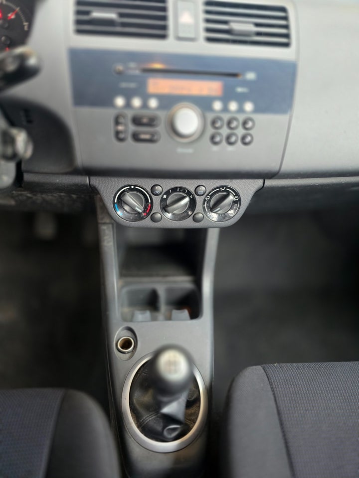 Suzuki Swift 1,3 GL-A 5d