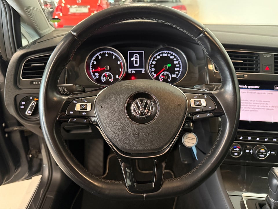 VW Golf VII 1,5 TSi 130 Comfortline Connect DSG 5d
