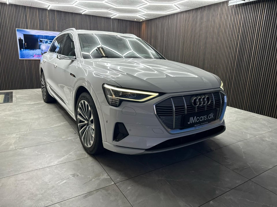 Audi e-tron 55 S-line quattro 5d