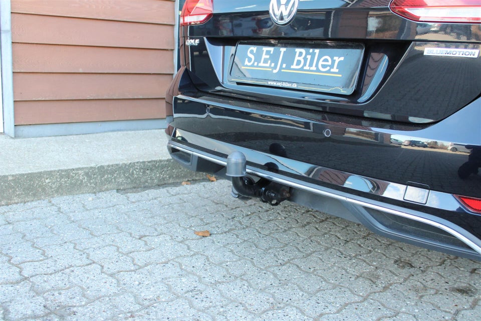 VW Golf VII 1,5 TSi 130 Comfortline Variant DSG 5d