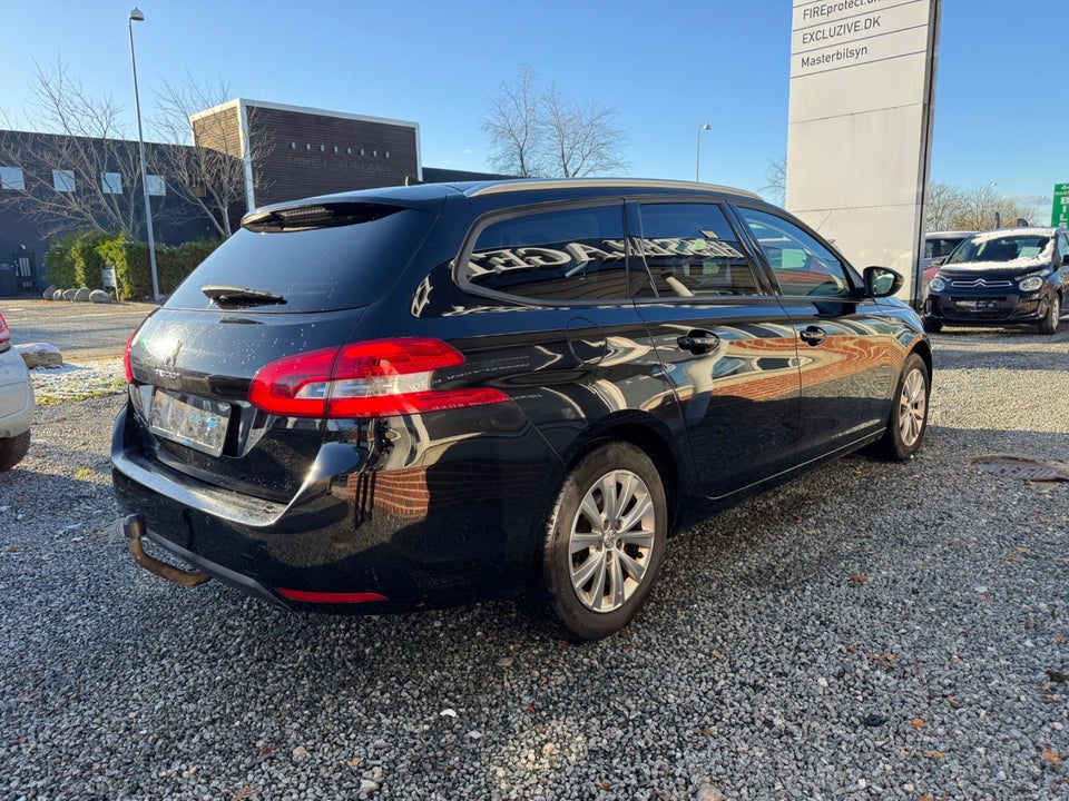 Peugeot 308 1,6 BlueHDi 120 Active SW 5d