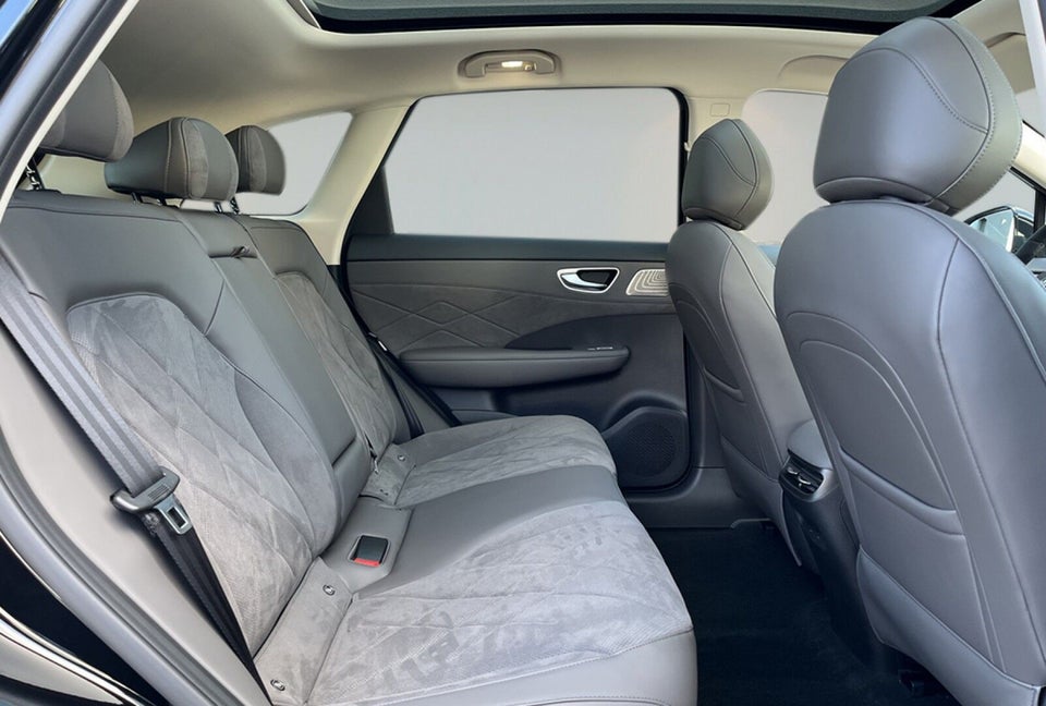 MG MGS6 77 Luxury Performance AWD 5d