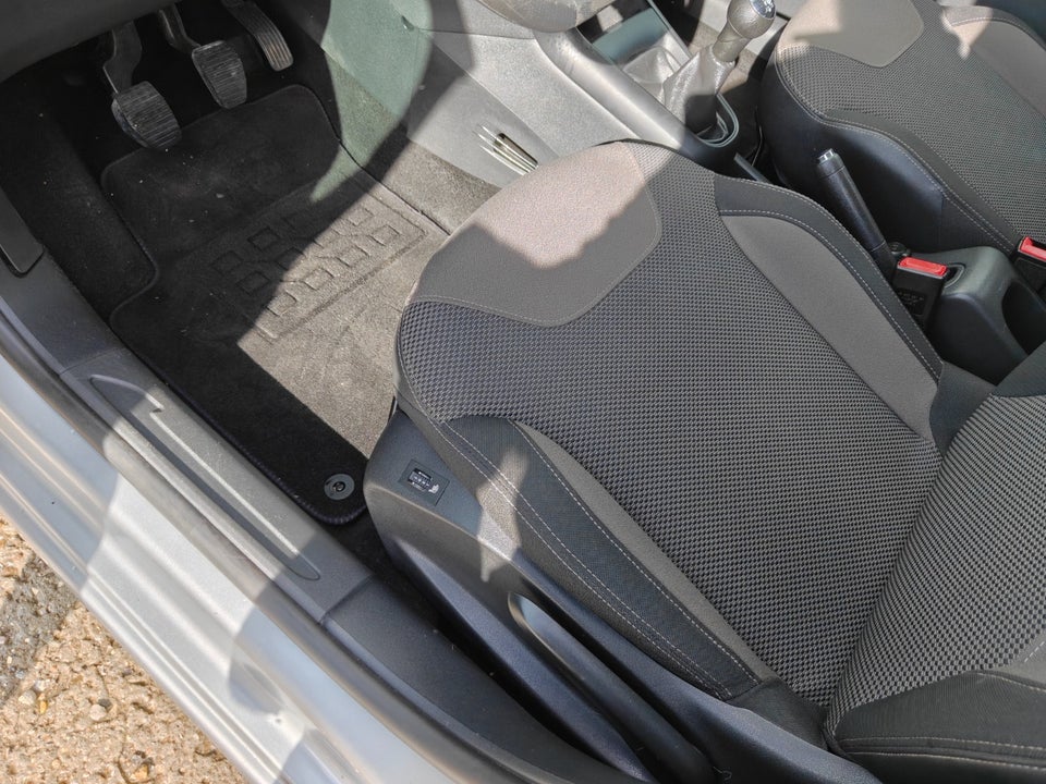Citroën C3 1,0 PureTech 68 Attraction 5d