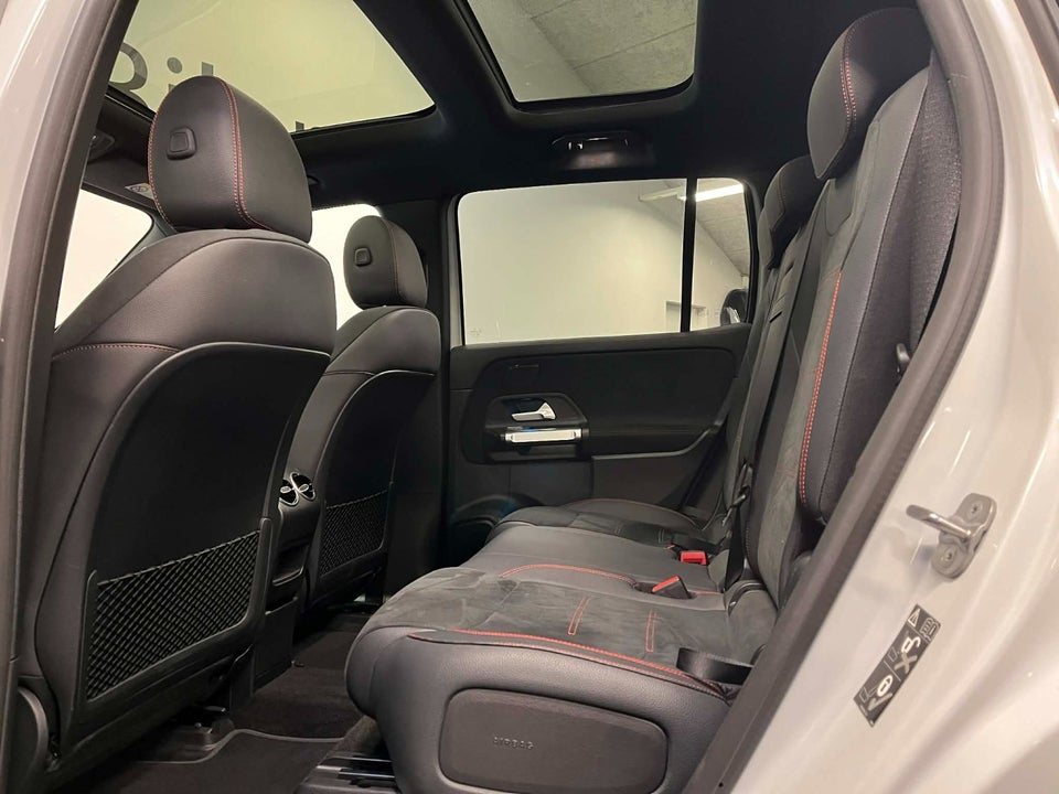 Mercedes EQB250 AMG Line 5d